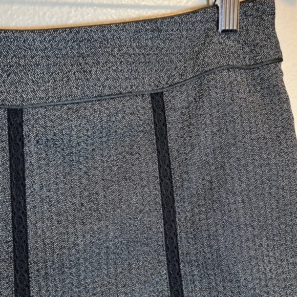 Caslon Mini Skirt - Picture 3 of 11
